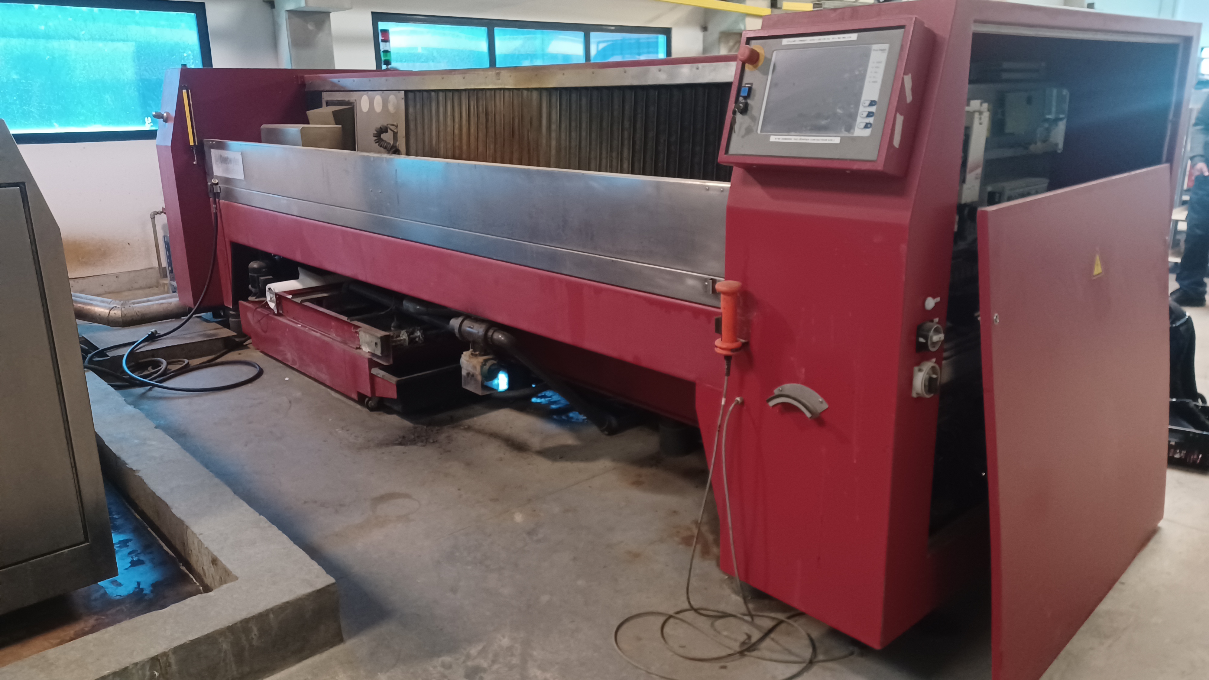 Used Daetwyler Finishstar CR Polishing band 200mm wide (FIC2680016) for sale — Finish Master machine for rotogravure cylinder production — photo 1