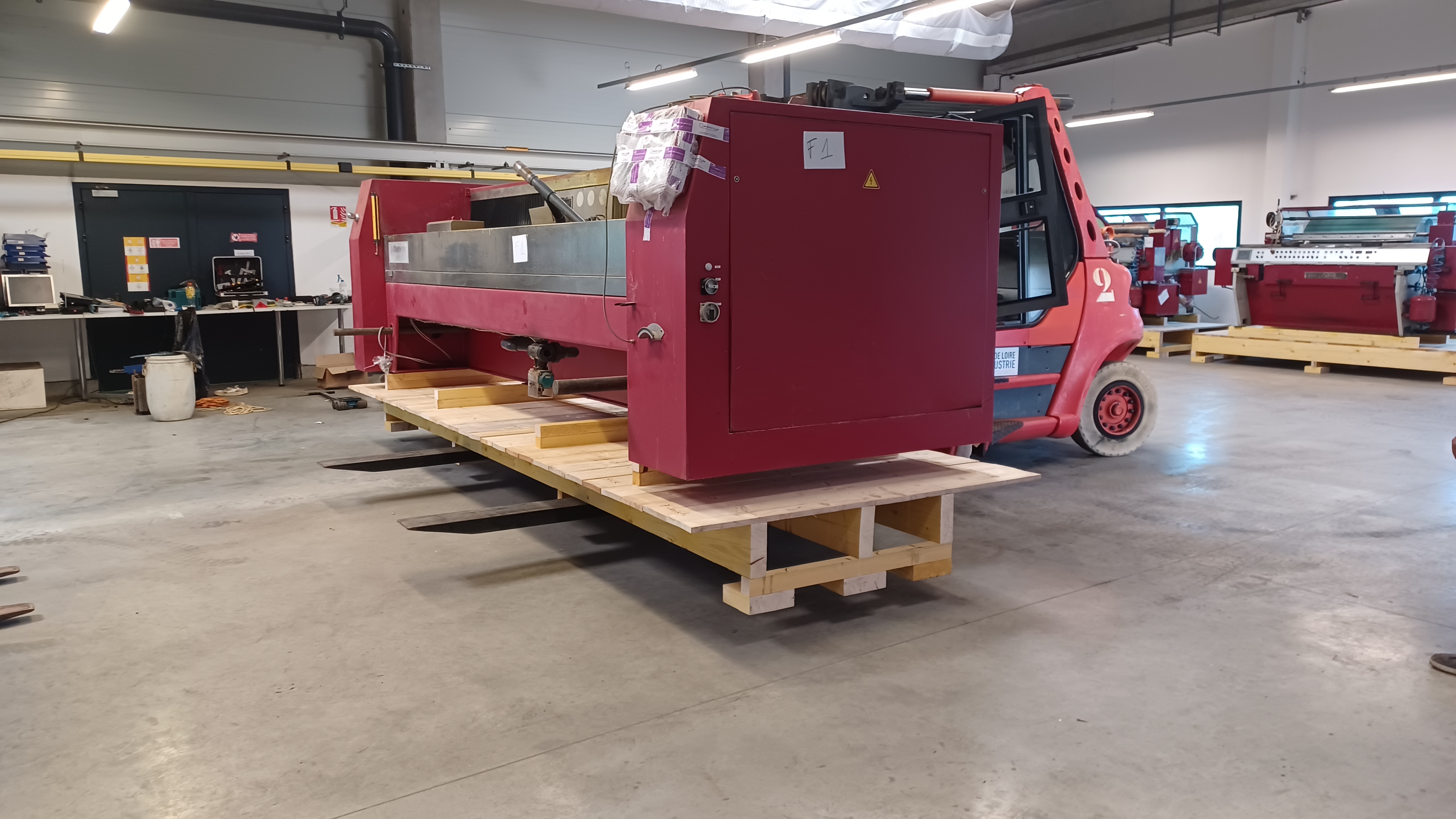 Used Daetwyler Finishstar CR Polishing band 200mm wide (FIC2680016) for sale — Finish Master machine for rotogravure cylinder production — photo 2